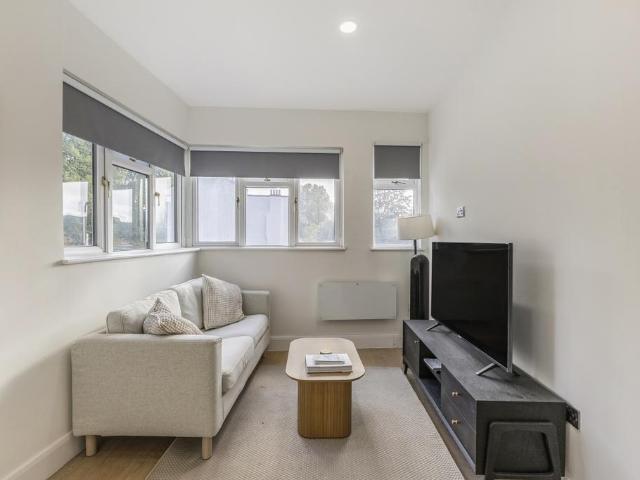 Apartment for rent in London Borough of Lambeth, Greater London