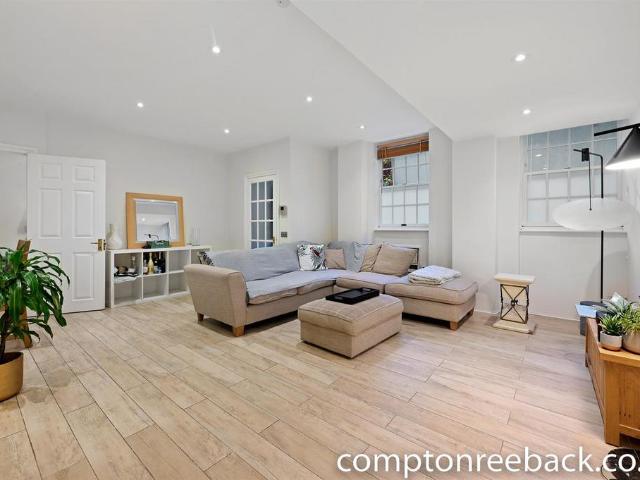 House for rent in St. John's Wood, Greater London