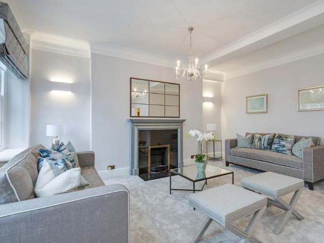 Apartment for rent in St. John's Wood, Greater London
