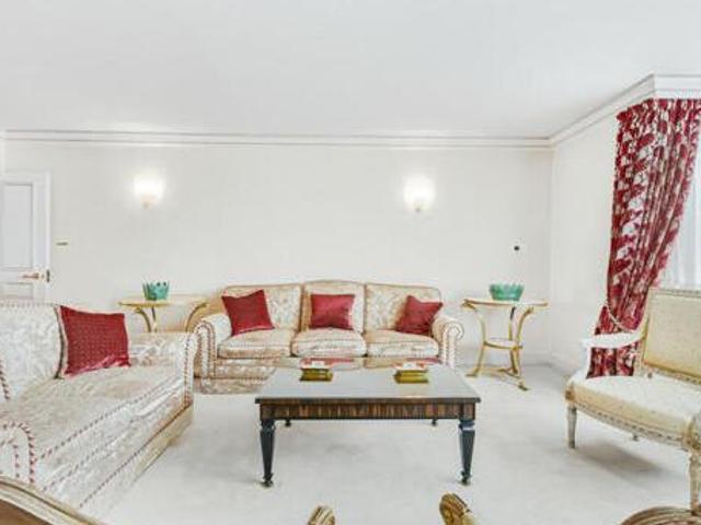 House for sale in City of London, Greater London