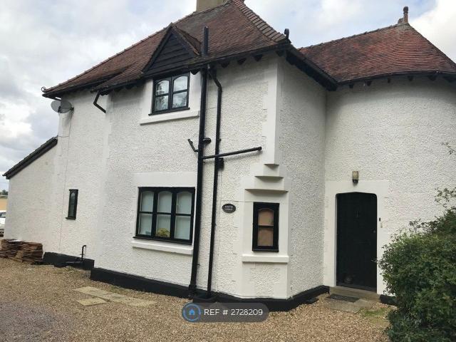Studio for rent in Colliers End, Hertfordshire