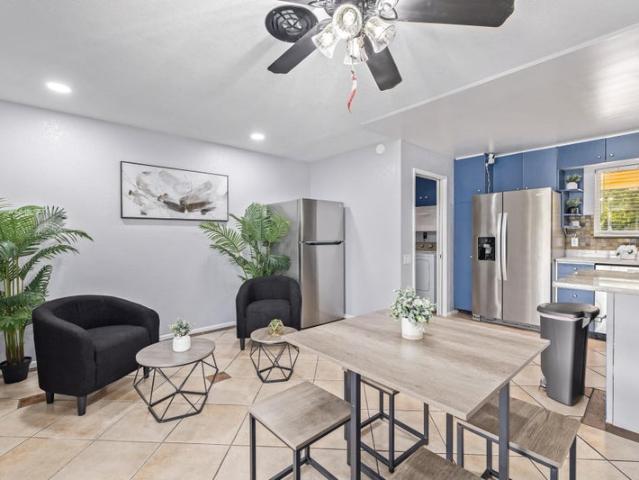 Room for rent in Laveen, Arizona