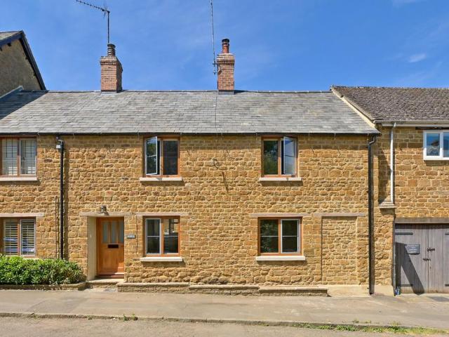 House for rent in Evershot, Oxfordshire