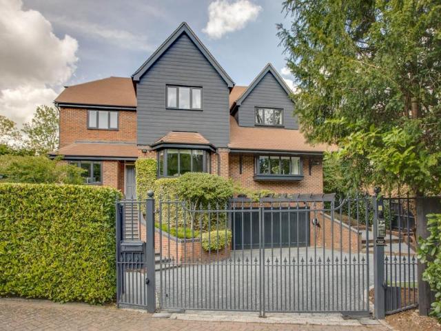 House for rent in Gerrards Cross, Denham