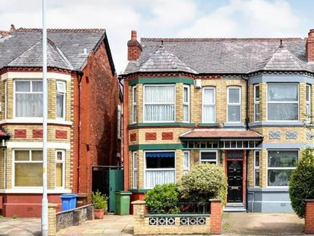 House for rent in Reddish, Greater Manchester