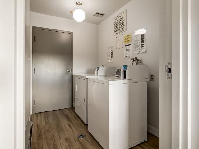Apartment for rent in Papaschase Industrial, Edmonton