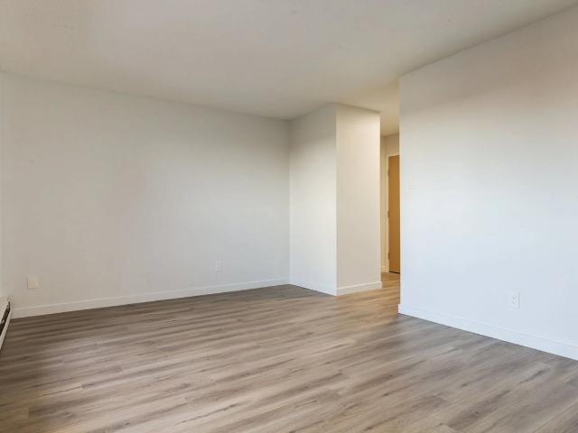 Apartment for rent in Wedgewood, Alberta