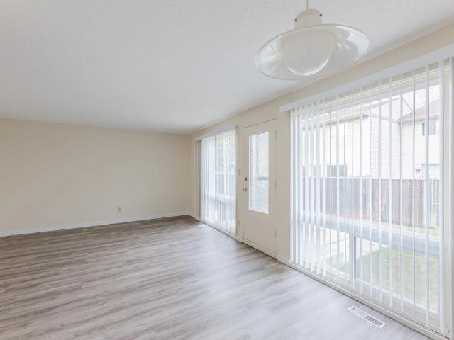 House for rent in Wedgewood, Alberta
