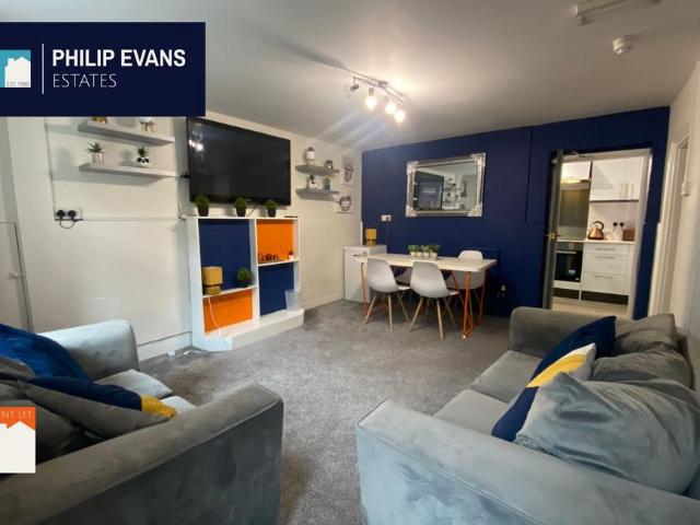 House for rent in Waun Fawr, Wales