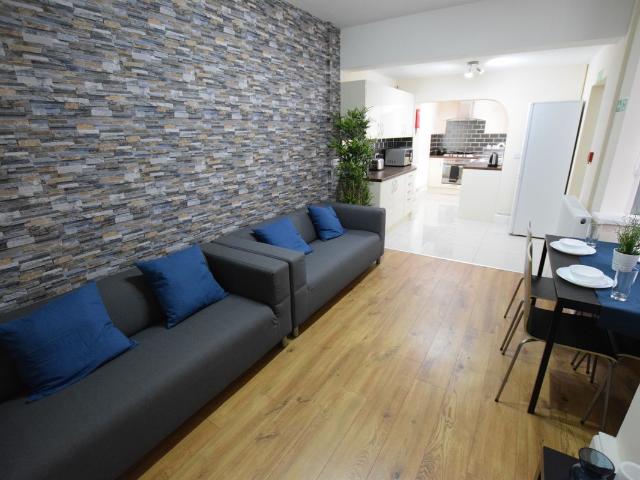 Room for rent in Gravelly Hill, West Midlands