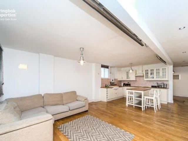 House for sale in Mount Pleasant, Iford