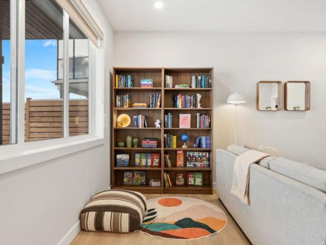 House for rent in Chestermere, Alberta