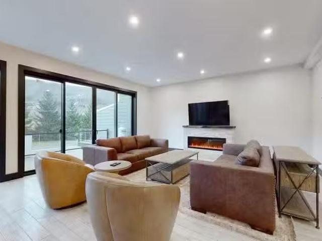 House for rent in Kingston