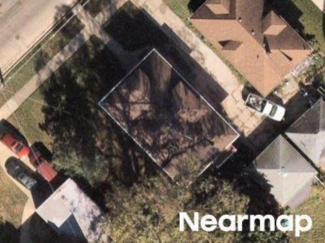 House for sale in Elgin, Illinois