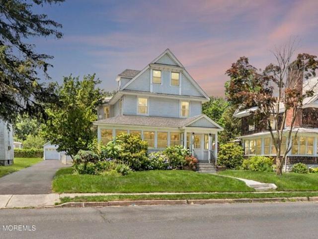 House for sale in Eatontown