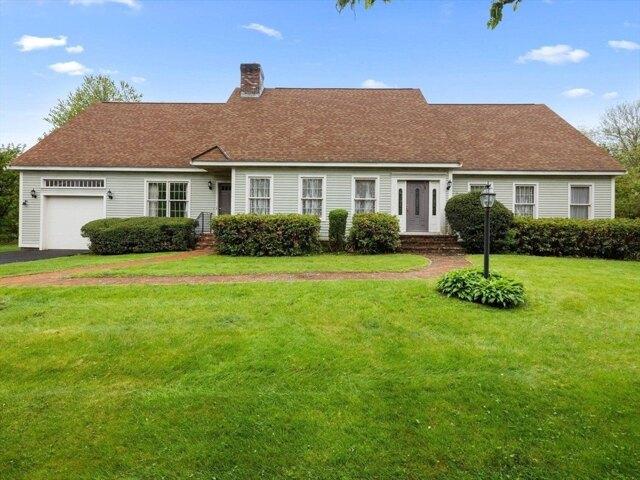House for sale in Grafton, Massachusetts