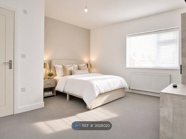 Room for rent in Hillmorton Paddox, New Bilton