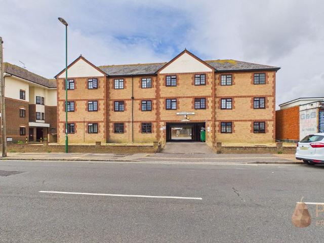 Studio for rent in Fishersgate, West Sussex