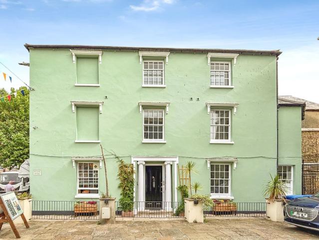 Apartment for rent in Allington, Bridport