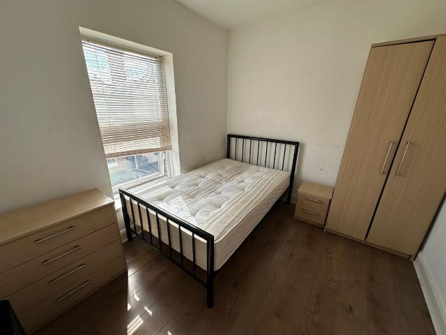 Room for rent in New Normanton, East Midlands