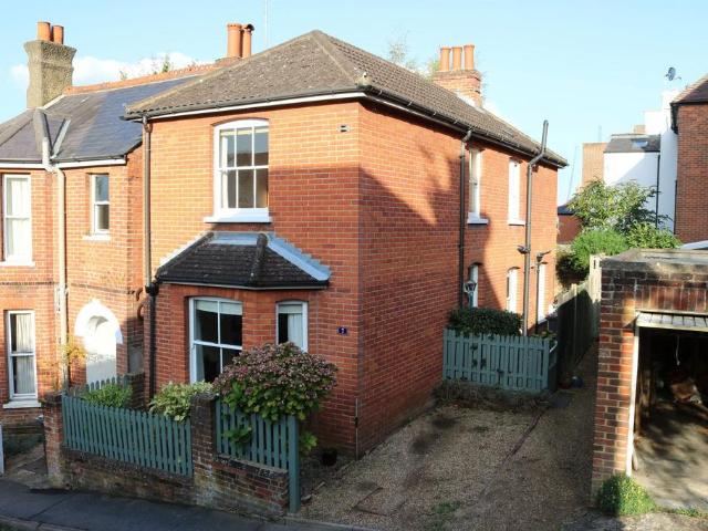 House for rent in Holloway Hill, Fole