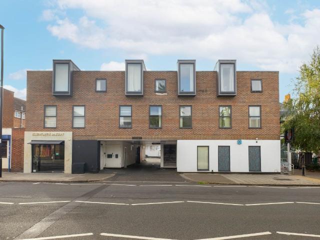 Apartment for rent in London Borough of Hounslow, Greater London
