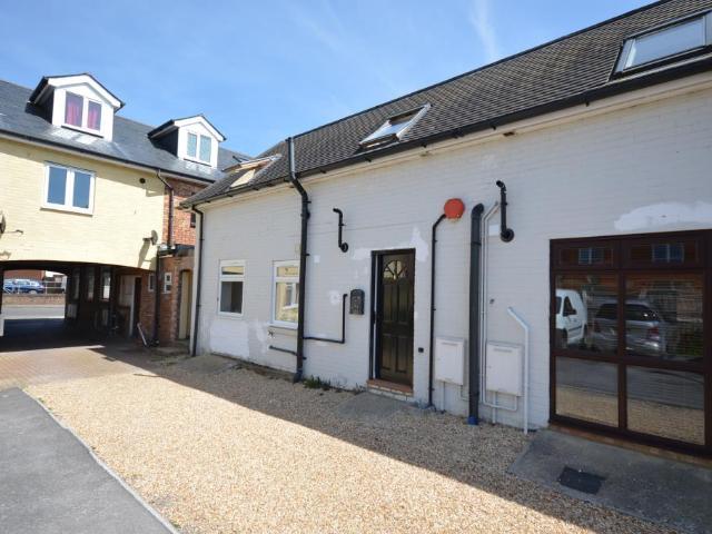 Apartment for rent in Pennington, Ashurst Bridge