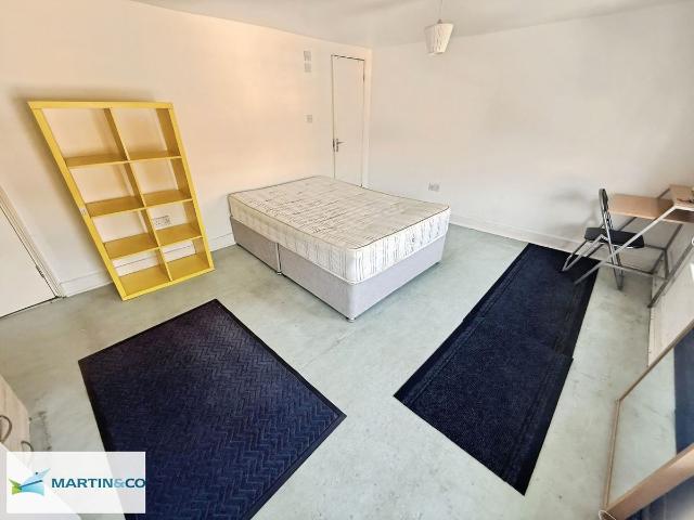 Apartment for rent in Reading