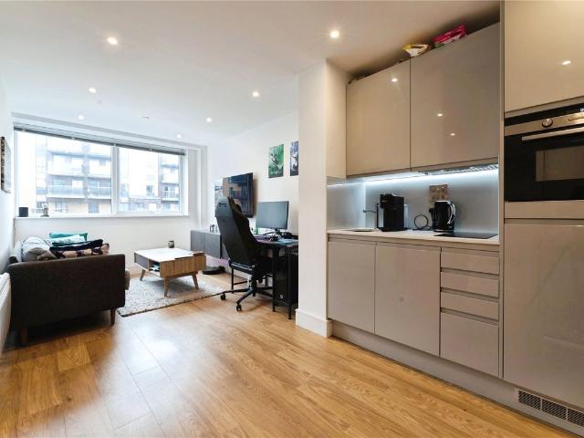 Apartment for rent in London Borough of Havering, Greater London