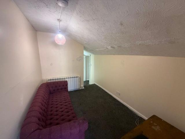 Apartment for rent in Lambrook, Taunton