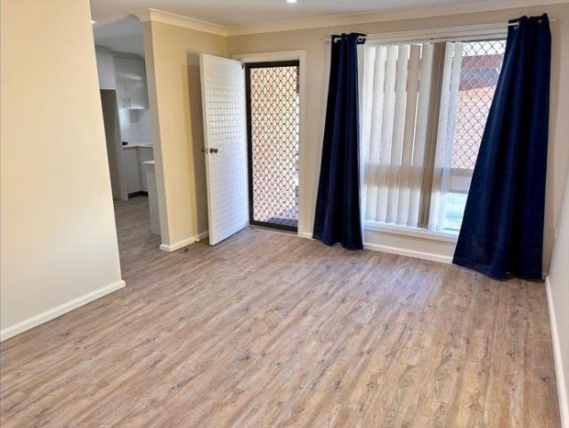 Apartment for rent in Piallamore, New South Wales