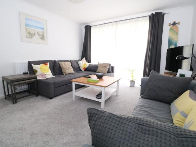 Apartment for rent in Tower Hill, Pachesham Park