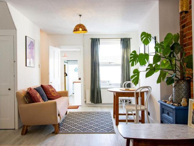 House for rent in Heathlands, East Sussex