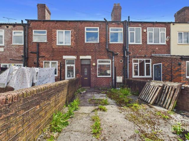 House for rent in Purston Jaglin, West Yorkshire