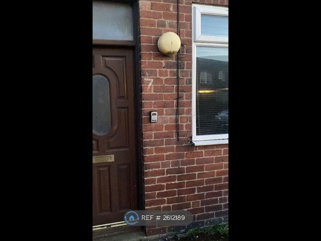 House for rent in Purston Jaglin, West Yorkshire