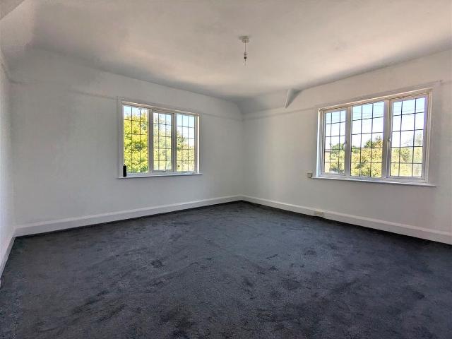 Apartment for rent in Cross In Hand, East Sussex