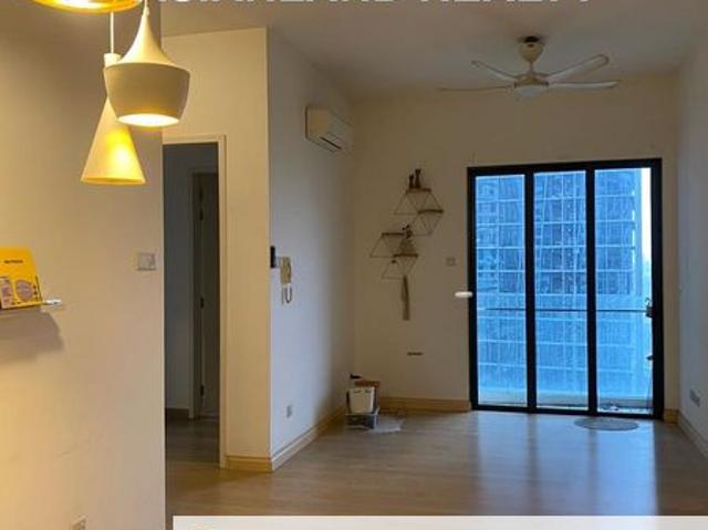 Condominium for sale in Pantai
