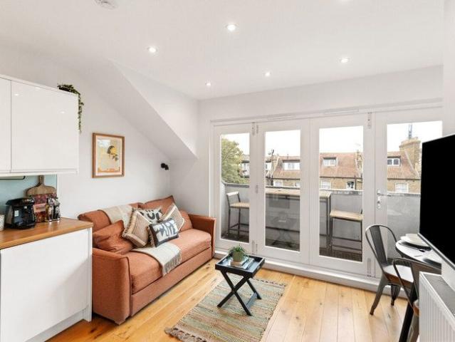 Apartment for rent in Kentish Town, Isle Of Man