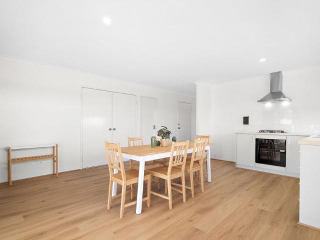 Room for rent in South Yunderup, Western Australia