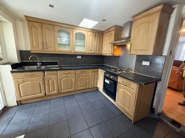 House for rent in London Borough of Ealing, Greater London