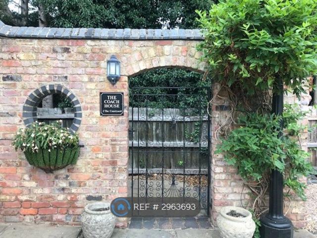 House for rent in New Bilton, Warwickshire