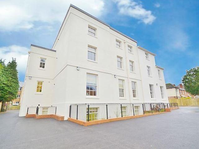 Apartment for rent in The Polygon, City Of Southampton