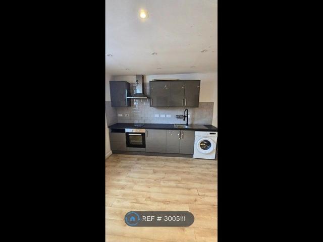 Studio for rent in Reading