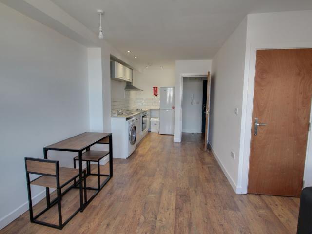 Apartment for rent in St Matthew's, Old Wharf