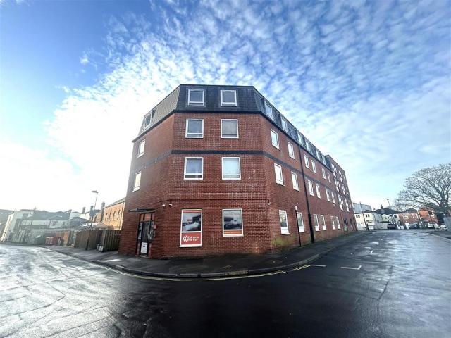 Apartment for rent in The Polygon, City Of Southampton