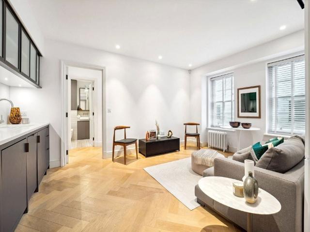 Apartment for rent in Covent Garden, Greater London