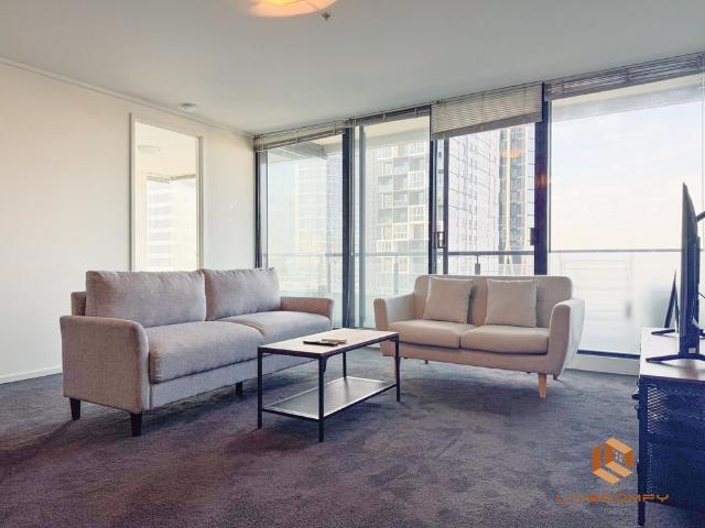 Room for rent in Southbank, Melbourne