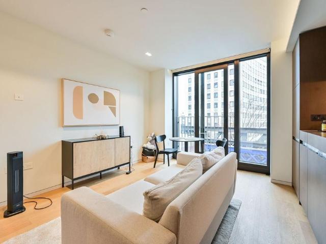House for rent in Greater London