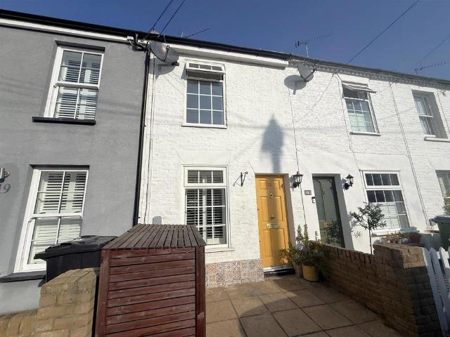 House for rent in Thames Ditton, Elmbridge