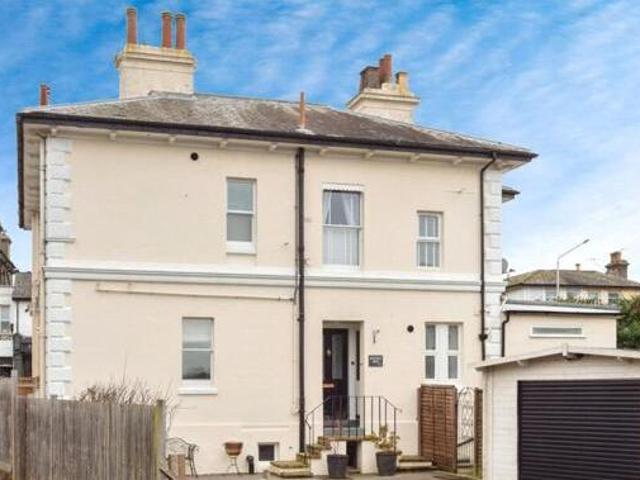 House for sale in St James, Sandown Park